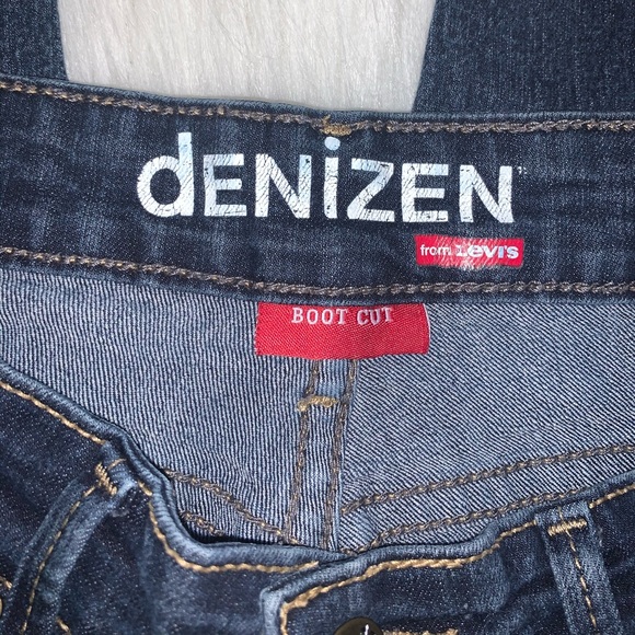 Denizen from Levi bootcut size 8 medium jeans D - Picture 2 of 6